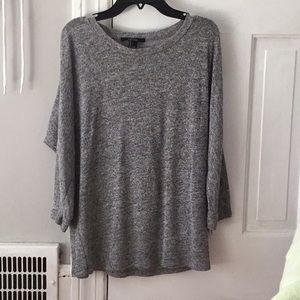 Long sleeve sweater/shirt